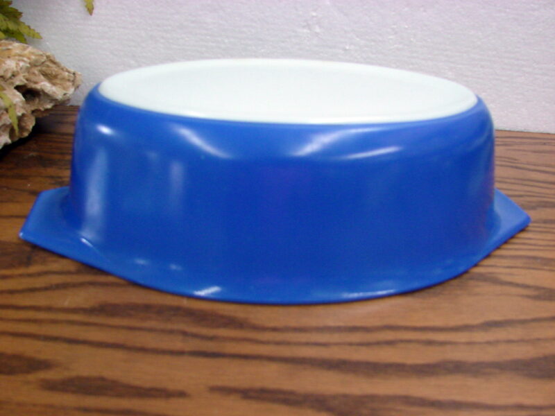 Vintage PYREX New Holland Blue #045 2 1/2 Qt Oval Casserole No Lid, Moose-R-Us.Com Log Cabin Decor
