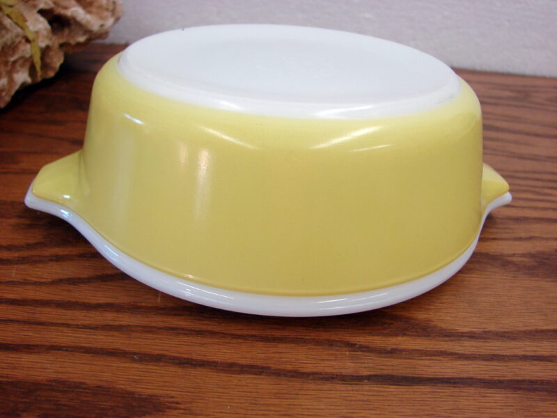 Vintage PYREX Olive Verde #471 Cinderella Round Casserole w/ Lid, Moose-R-Us.Com Log Cabin Decor