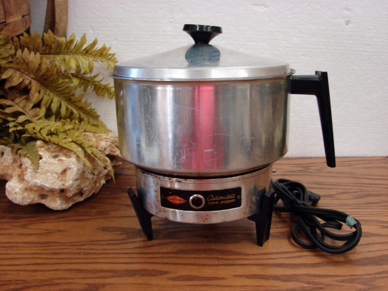 Vintage Aluminum West Bend Popcorn Popper #5411 Atomic Space Ship Rocket, Moose-R-Us.Com Antiques Collectibles Log Cabin Decor