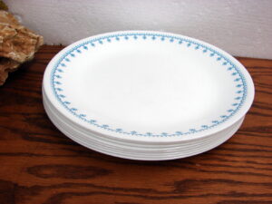 Set/8 Corning Ware Corelle Snowflake Garland Dinner Plates