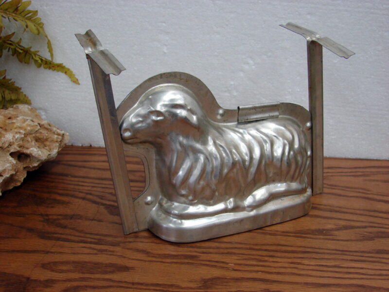 Vintage French Sheep Chocolate Cake Lamb Mold Heavy Tin w/ Locking Straps, Moose-R-Us.Com Antiques Collectibles Log Cabin Decor