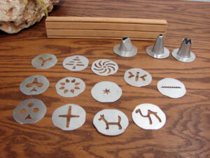 12 Unique Vintage Mirro Cookie Cooky Press Discs and 3 Pastry Cones in Wooden Storage Block