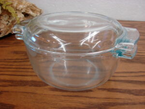 Vintage PYREX Glass Clear Blue Tint France de Corning Casserole w/ Lid #451 6"