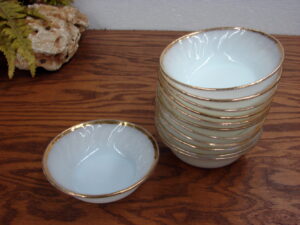 Vintage Anchor Hocking USA Vegetable Harvest Milk Glass Kitchenware Cookware, Moose-R-Us.Com Log Cabin Decor