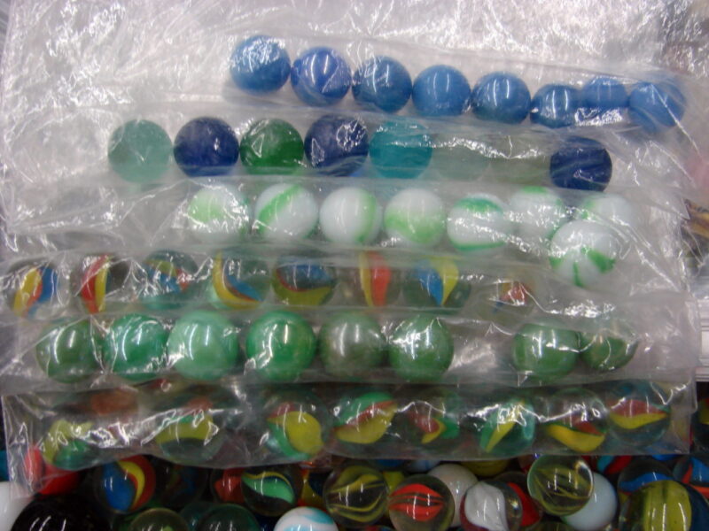 Huge Lot 500 + Vintage Marbles Various Types Sizes Cat Eyes Akro etc - Image 10