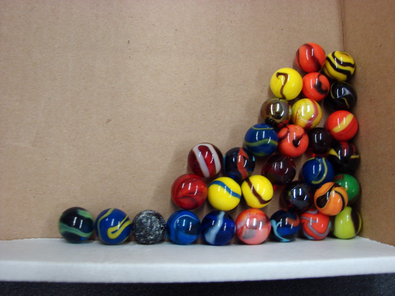 Huge Lot 500 + Vintage Marbles Various Types Sizes Cat Eyes Akro etc - Image 8