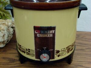 Vintage Sears Model 400 Crock Pot Crockery Cooker Yellow w/ Icons 4 QT