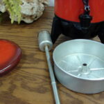Vintage MIRRO-MATIC 22 Cup Automatic Electric Coffee Percolator Red Fade - Image 2