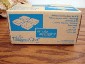Pampered Chef Simple Additions Petite Squares Set of (4) Cranberry Color #2051