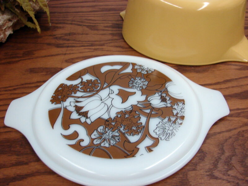 Vintage PYREX Nouveau Floral Yellow Promo #475 Cinderella Round Casserole, Moose-R-Us.Com Antiques Collectibles Log Cabin Decor