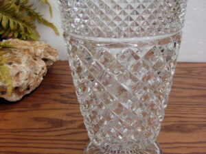 Vintage Anchor Hocking Wexford Crystal Large Roses Vase 10 x 6"