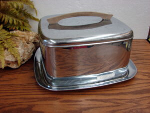 Vintage Lincoln BeautyWare Chrome Stainless Cake Carrier MCM Square, Moose-R-Us.Com Log Cabin Decor