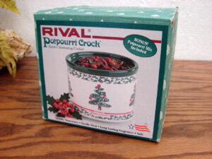 3.5 Quart Rival 3250 Crock Pot Slow Cooker Server 3 Part Crock, Moose-R-Us.Com Log Cabin Decor