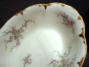 Vintage MCM USA China Taylor Smith Bridal Bouquet Moss Roses Gold Trim 12 pc Sets