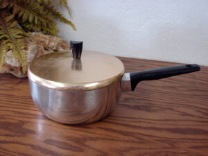 Vintage Brand New Wear-Ever #2777 Bacon Grid Press Round Knob Handle, Moose-R-Us.Com Log Cabin Decor