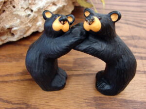 Retired Big Sky Carvers Bearfoot Bears Jeff Fleming Napkin Ring Arch