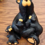 Retired Big Sky Carvers Bearfoots Bears Jeff Fleming Mama's Home
