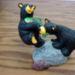 Retired Big Sky Carvers Bearfoots Bears Jeff Fleming Mini My Fish as is