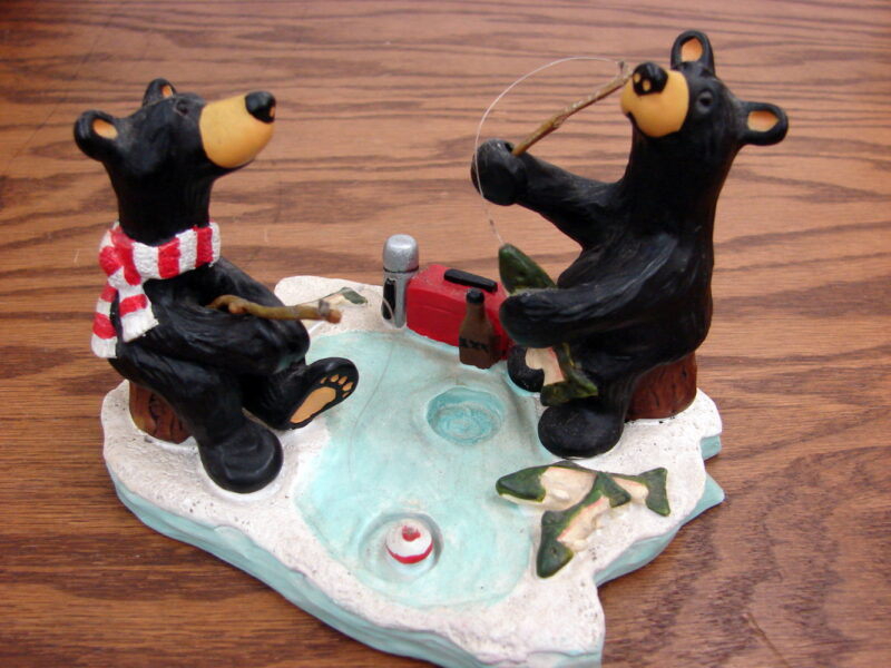 Retired Big Sky Carvers Bearfoots Bears Jeff Fleming Ice Fishing Pair Bear, Moose-R-Us.Com Log Cabin Decor