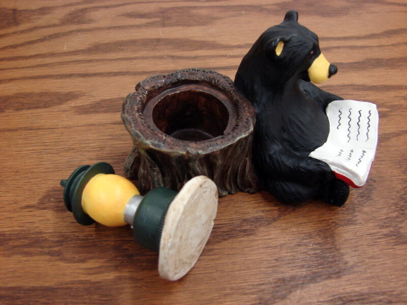 Retired Big Sky Carvers Bearfoots Bears Jeff Fleming Kritter Hollows Reading Lantern, Moose-R-Us.Com Log Cabin Decor