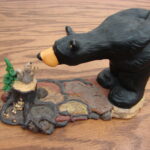 Retired Big Sky Carvers Bearfoots Bears Jeff Fleming Squirrel Sharing