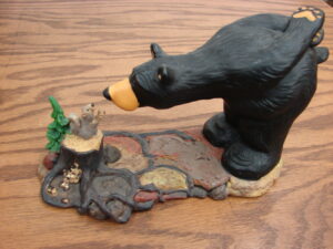 Retired Big Sky Carvers Bearfoots Bears Jeff Fleming Squirrel Sharing