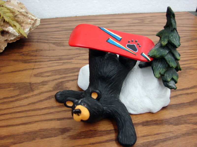 Retired Big Sky Carvers Bearfoots Bears Jeff Fleming Burton on SnowBoard, Moose-R-Us.Com Log Cabin Decor