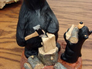 Retired Big Sky Carvers Bearfoots Bears Jeff Fleming Daddy's Helper Chopping Wood