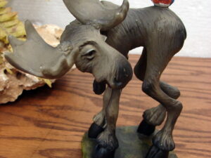 Retired Big Sky Carvers Mountain Mooses Phyllis Driscoll Moose w/ BlueBird