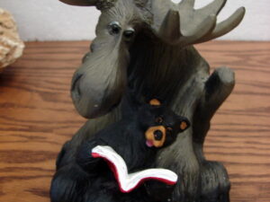 Retired Big Sky Carvers Mountain Mooses Phyllis Driscoll Moose Bear Reading