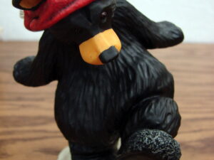 Retired Big Sky Carvers Bearfoots Bears Jeff Fleming Nicky Stocking Hat Boots