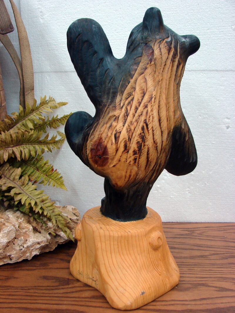Big Sky Carvers Jeff Fleming Bearfoots Bear Wood Carved Bear OOAK Signed Waving, Moose-R-Us.Com Log Cabin Decor