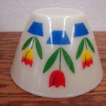 Vintage Fire King Ivory Tulip 6 1/2" Nesting Mixing Bowl Splash Proof - Image 2