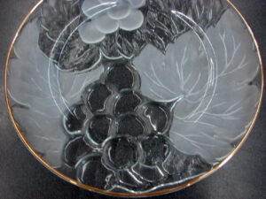Frosted Grape Gold Rim KIG Elements Winter Garden Indonesia Dinnerware