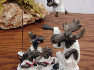 Retired Big Sky Carvers Mountain Mooses Phyllis Driscoll Moose Christmas Choir