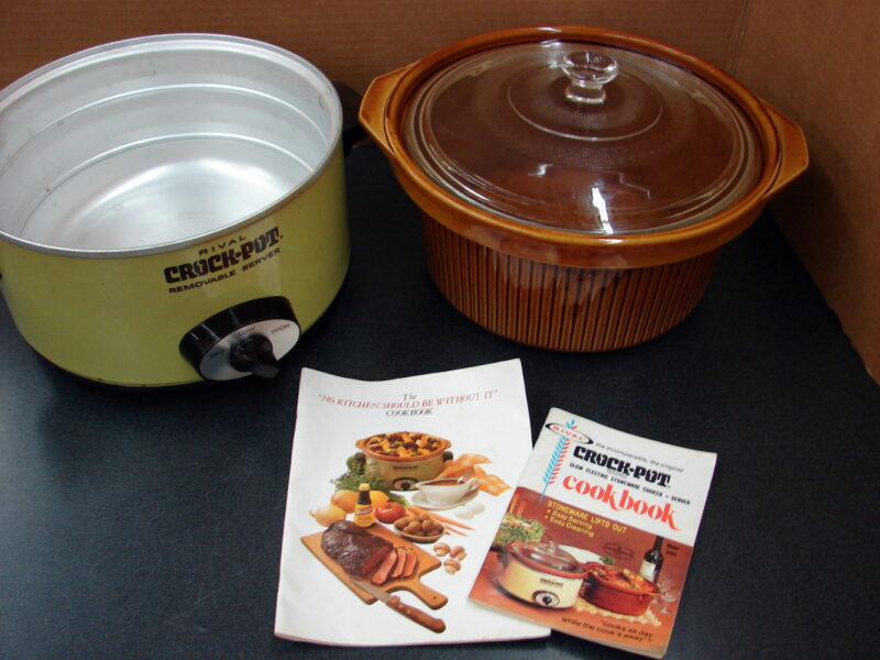 Vintage Yellow Retro 4 Qt Rival 3154 Crock Pot Slow Cooker 3 Part Crock, Moose-R-Us.Com Log Cabin Decor