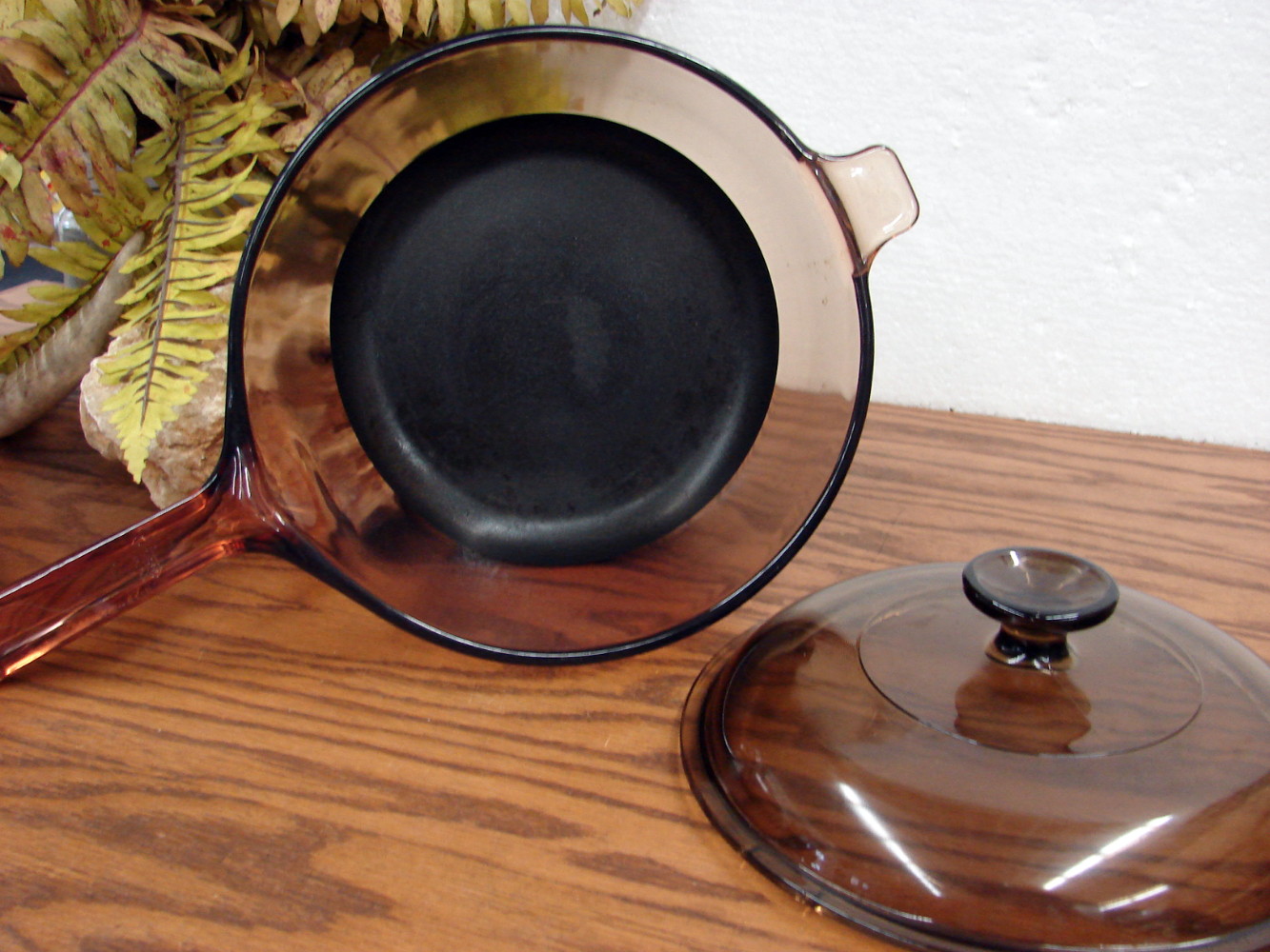 Vintage PYREX Amber Brown Visions 2.5 Liter Non Stick Sauce Pan w/ PYREX Glass Lid