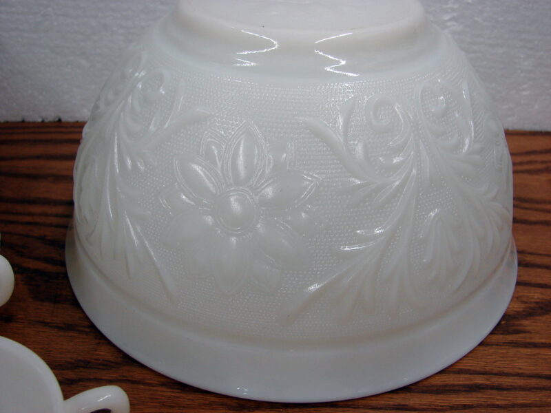 Vintage Anchor Hocking Sandwich Glass Ivory Daisy Punch Bowl Cups Set, Moose-R-Us.Com Antiques Collectibles Log Cabin Decor