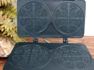 CucinaPro Pizzelle Maker Non-stick Electric Cookie Baker 220-02