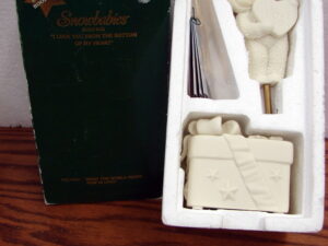 Vintage Dept. 56 Snowbabies Retired Love You From Bottom Heart Music Original Box