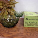 Vintage Hazel Atlas A6370 Reflection Avocado Chip Dip Set in Original Box - Image 3