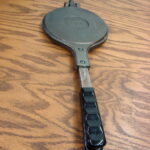 JØTUL Cast Iron Krumkake No 6 Pizzelle Cookie Press Jotul Norway Waffle Iron - Image 2