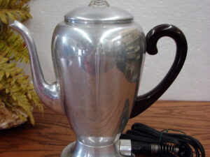 Vintage Mirro-Matic Art Deco Bakelite Handle Coffee Electric Percolator #9252