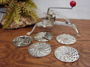 Vintage Mouli-Julienne Salad Maker Complete 5 Disc Set Red Handle