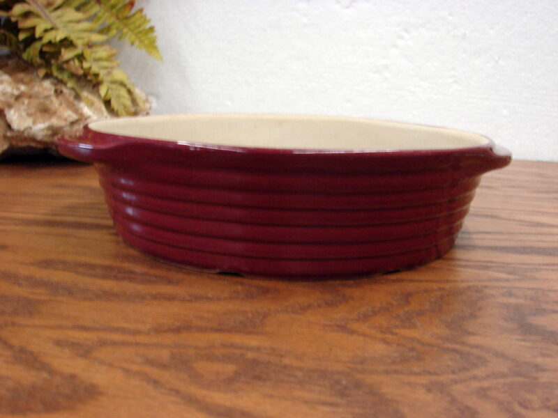 The Pampered Chef Family Heritage Stoneware Cranberry Round #1336 Deep Dish Baker, Moose-R-Us.Com Log Cabin Decor