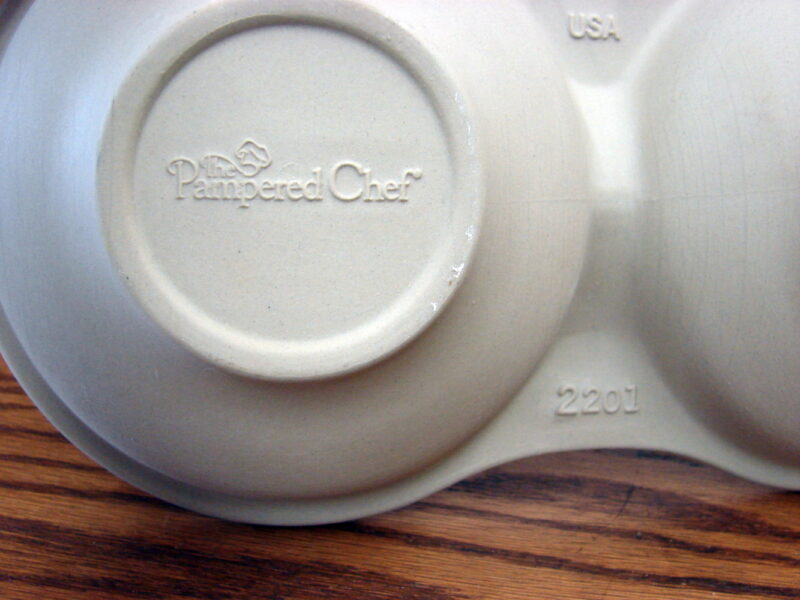 The Pampered Chef Microwave Stoneware Egg Cooker #1372, Moose-R-Us.Com Log Cabin Decor