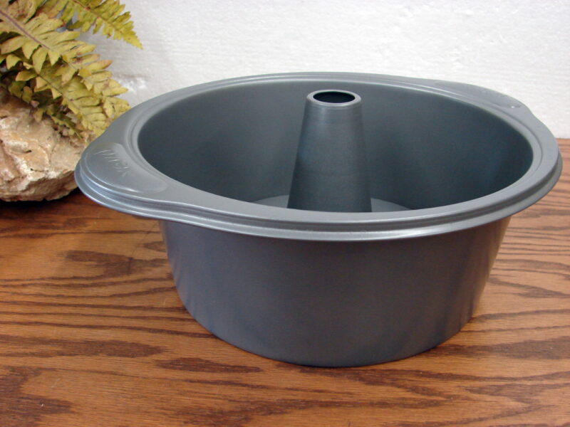 Pyrex Non Stick 2 Piece Angel Food Bundt Cake Pan Easy Grip Handles, Moose-R-Us.Com Log Cabin Decor