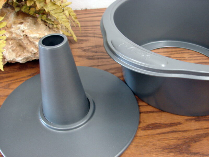 Pyrex Non Stick 2 Piece Angel Food Bundt Cake Pan Easy Grip Handles, Moose-R-Us.Com Log Cabin Decor