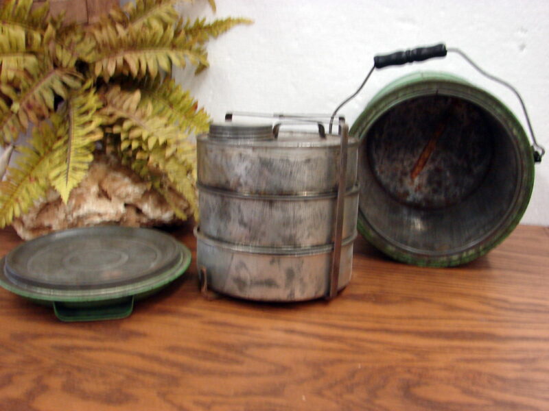 Antique Stuber &#038; Kuck Metal Miners Lunch Pail Bucket Original Paint, Moose-R-Us.Com Log Cabin Decor
