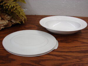 Corning Ware Casual Elegance L-30 Small Oval Dish w/ Storage Lid